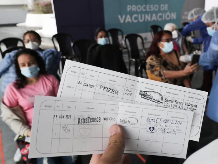 El decreto que define el uso de certificado de vacunación obligatorio